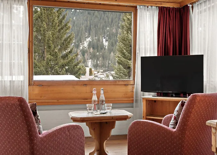 Hotel Morosani Posthotel 4*