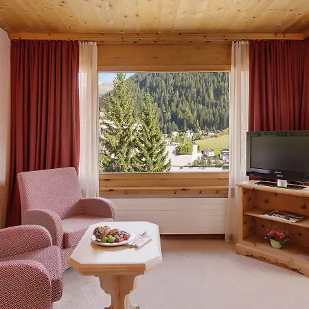 Hotell Morosani Posthotel 4*