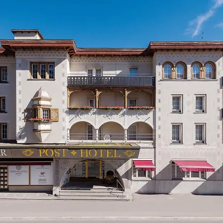 Morosani Posthotel Hotell 4*